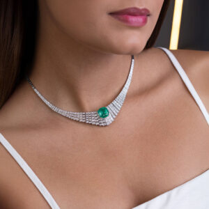 Colar Emerald Kecklace